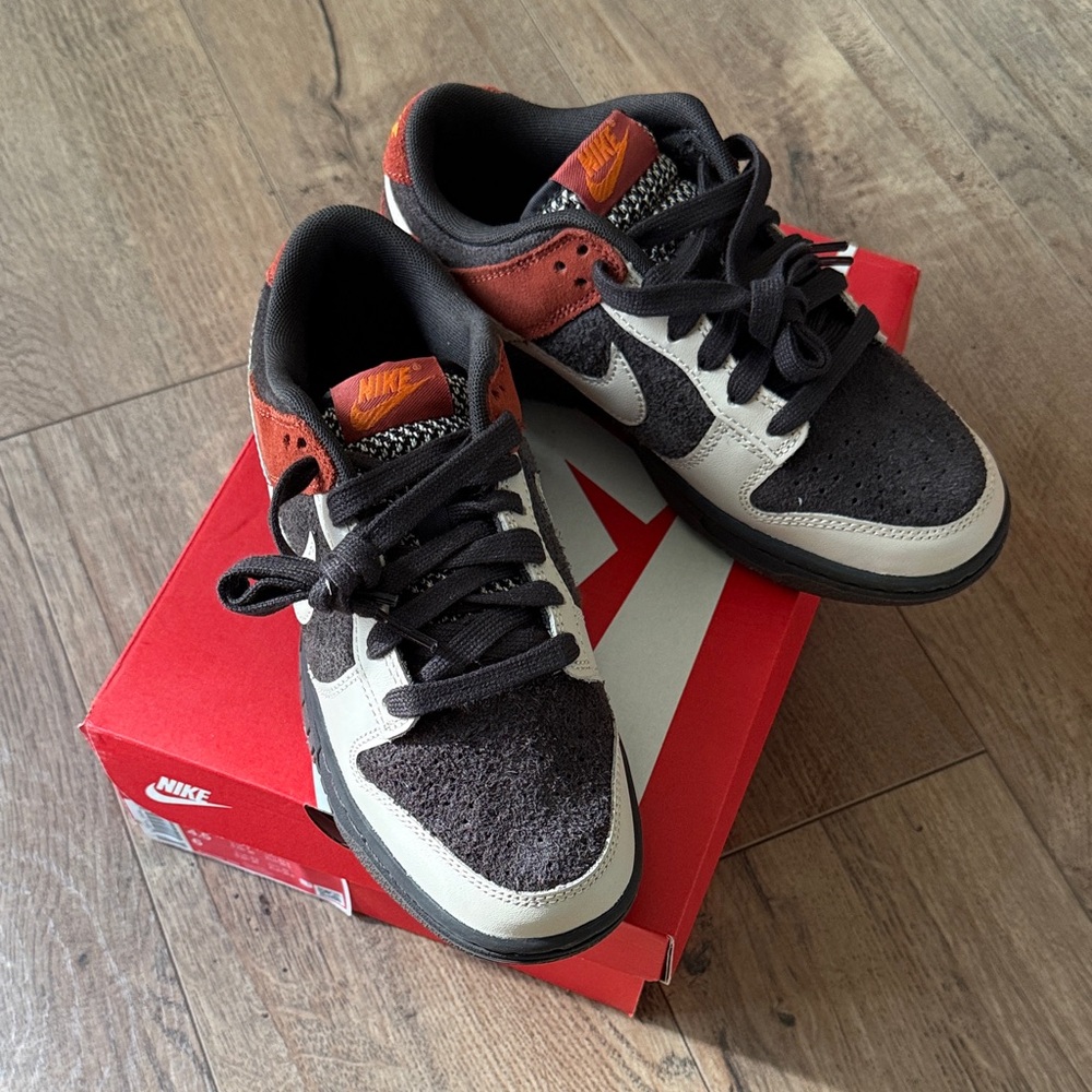 Nike Dunk Low Velvet Brown/Sanddrift